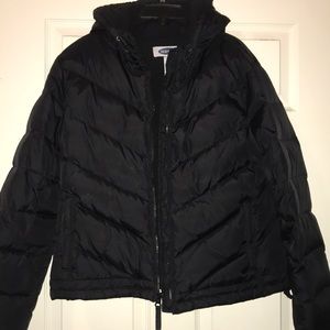 New black old navy puffer jacket